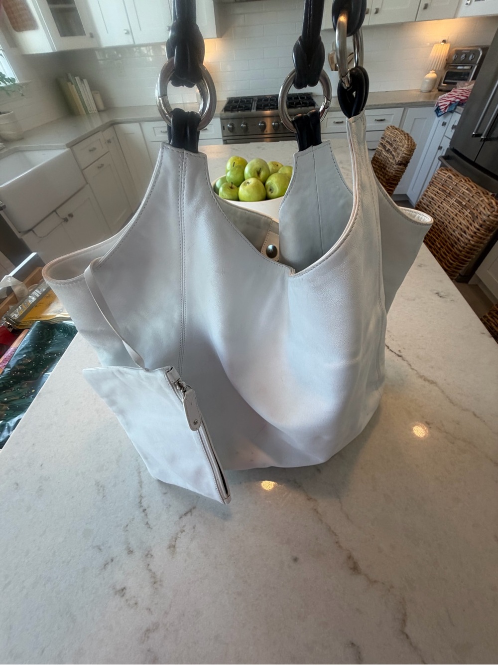 Emporio Armani white large hobo bag with navy handles and cosmetic pouch - Picture 7 of 7